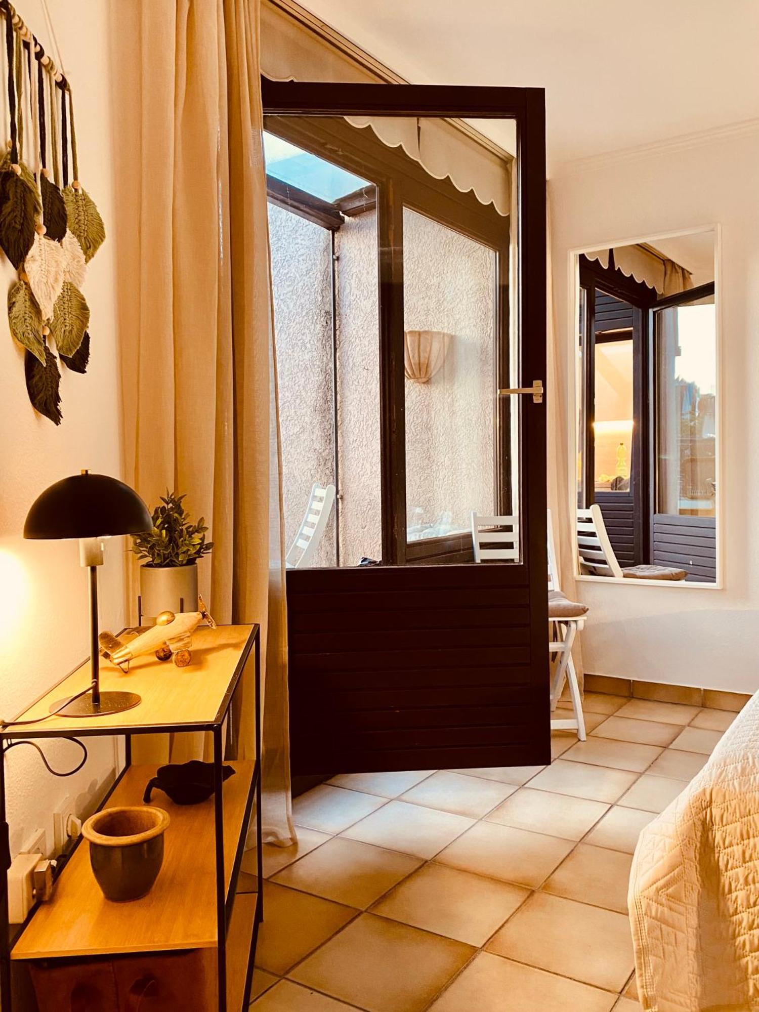 Living With Soul - Appartement Ueber Den Daechern Von วิสบาเดน ภายนอก รูปภาพ
